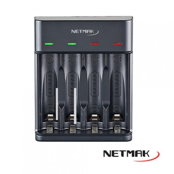 CARGADOR RAPIDO PILAS USB NETMAK PARA 4 PILAS AA / AAA – LED VERDE CUANDO COMPLETA CARGA